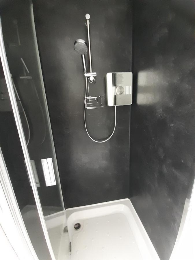 Number 38 Hotel ลอคคินเวอร์ ภายนอก รูปภาพ